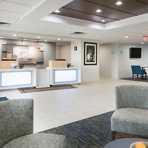 Express Northeast By Ihg Hotel Louisville